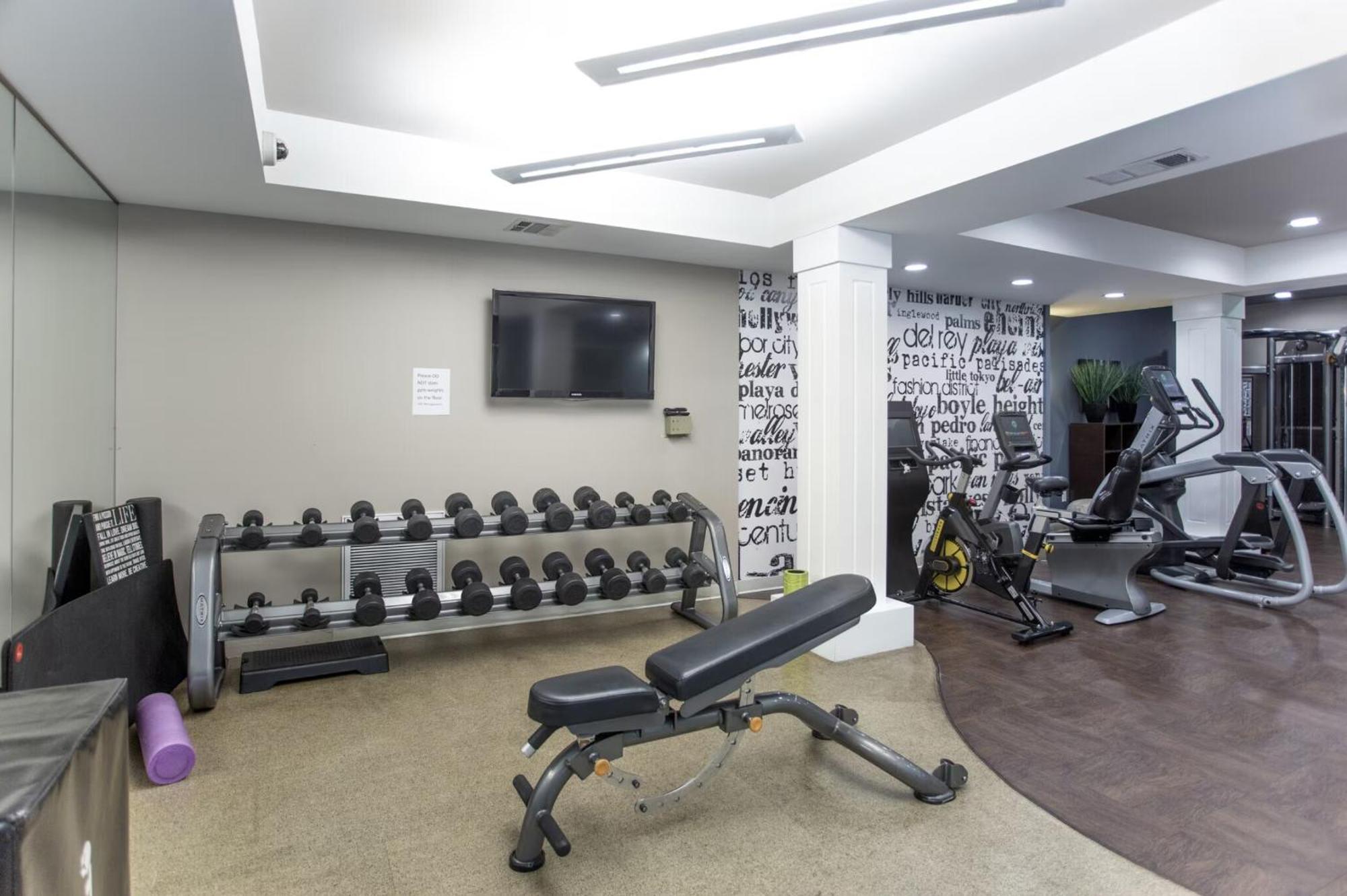 לוס אנג'לס Beverly Hills Gem 1 Bedroom Apt With Parking 218 מראה חיצוני תמונה